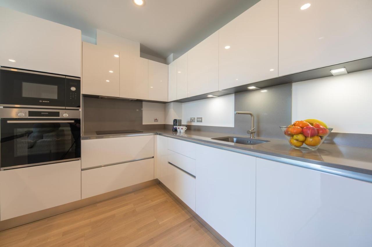 Brand New Luxury 1 Bed 2 Bath Apartment - Spa & Pool Gibraltar Luaran gambar